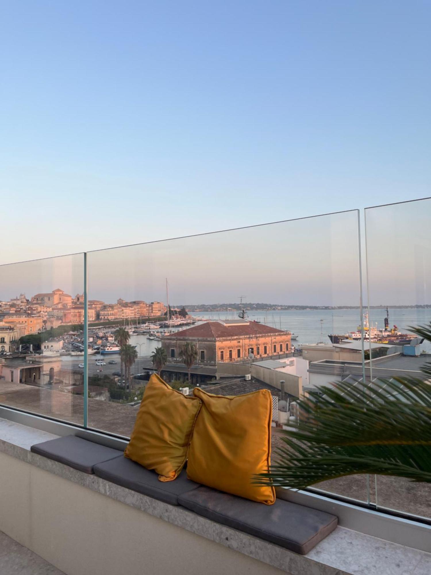 La Terrazza Sul Porto Bed and Breakfast Συρακούσες Εξωτερικό φωτογραφία