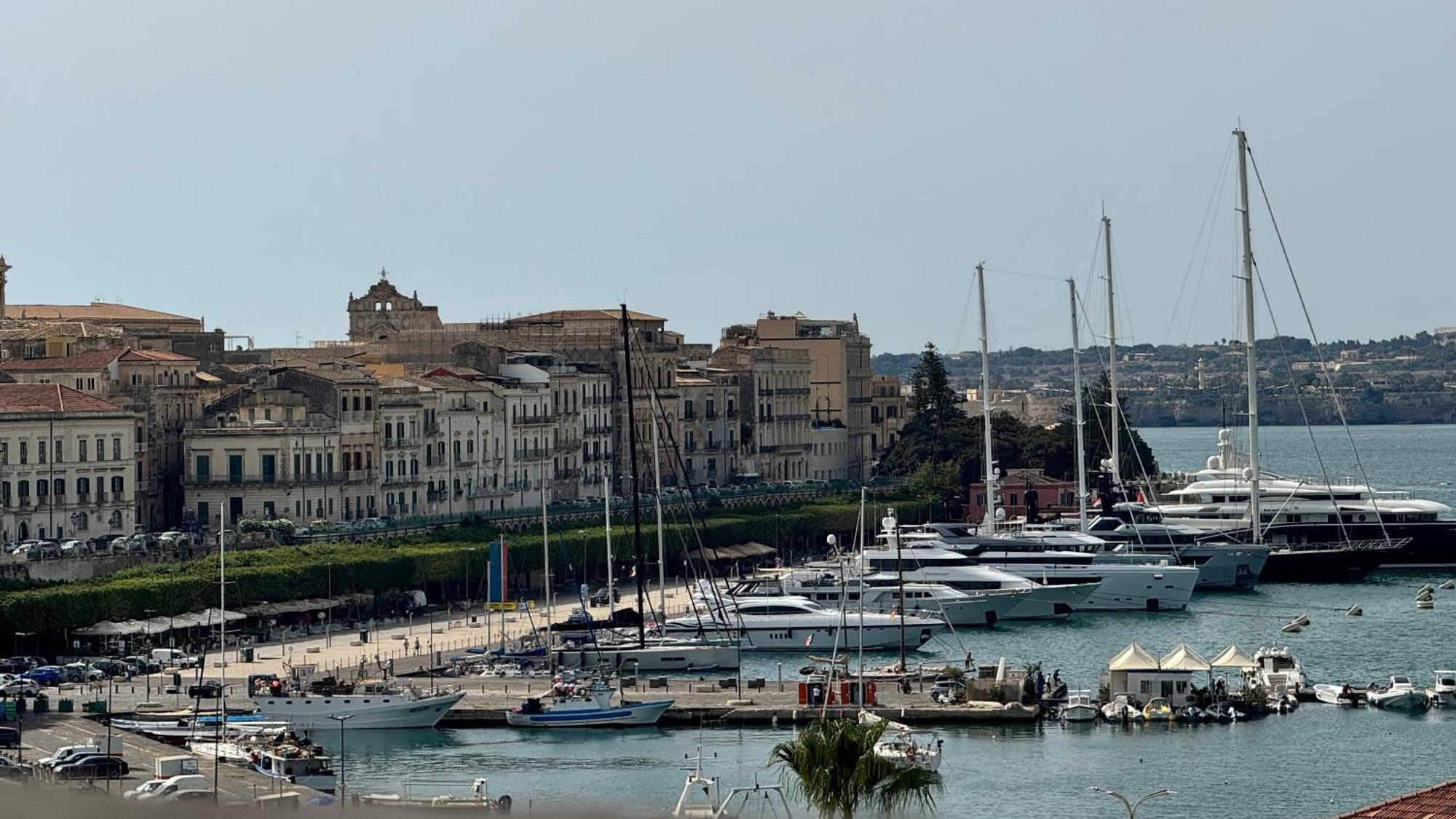 La Terrazza Sul Porto Bed and Breakfast Συρακούσες Εξωτερικό φωτογραφία